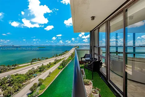 600 NE 36th Street Miami FL 33137