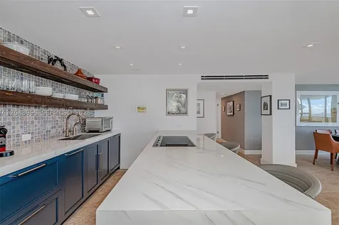 600 NE 36th Street Miami FL 33137