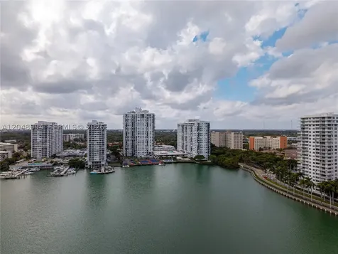 2750 NE 183rd Street Aventura FL 33160