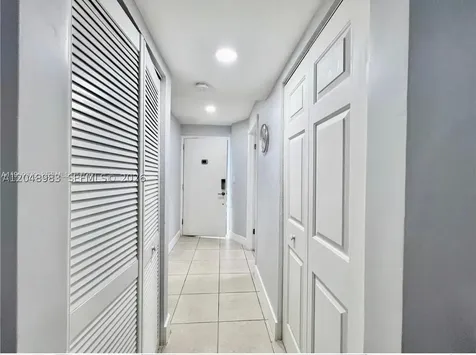 4255 N University Drive Sunrise FL 33351