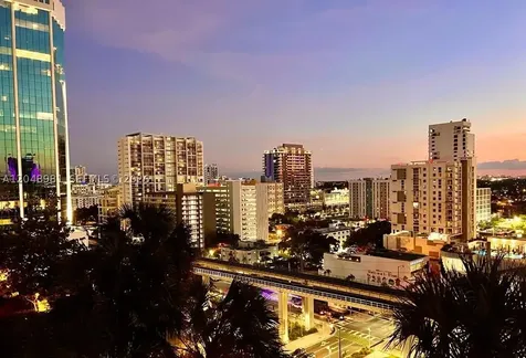 88 SW 7th Street Miami FL 33130