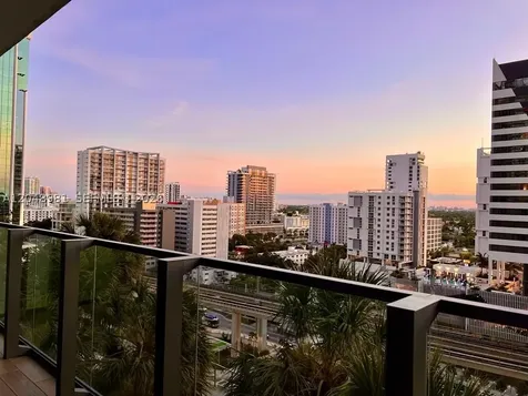 88 SW 7th Street Miami FL 33130