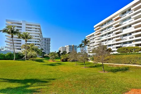 155 Ocean Lane Drive Key Biscayne FL 33149