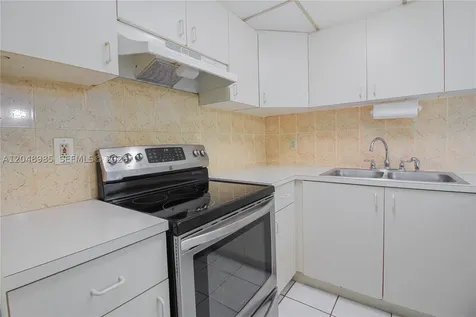 8050 NW 8th Street Miami FL 33126