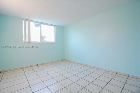 8050 NW 8th Street Miami FL 33126