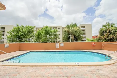 8050 NW 8th Street Miami FL 33126