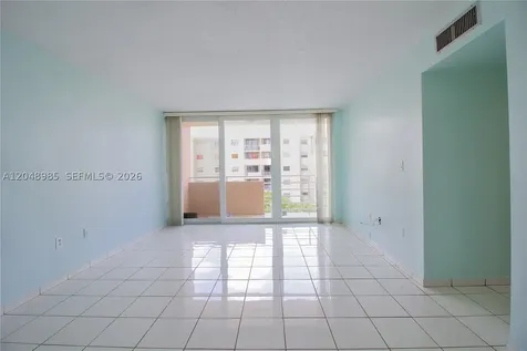 8050 NW 8th Street Miami FL 33126