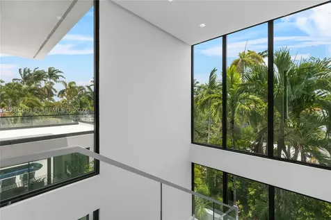 4504 Sheridan Avenue Miami Beach FL 33140