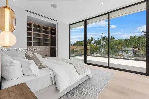 4504 Sheridan Avenue Miami Beach FL 33140