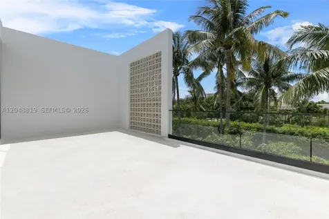 4504 Sheridan Avenue Miami Beach FL 33140