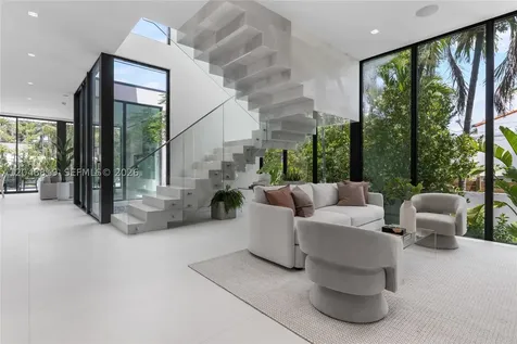 4504 Sheridan Avenue Miami Beach FL 33140