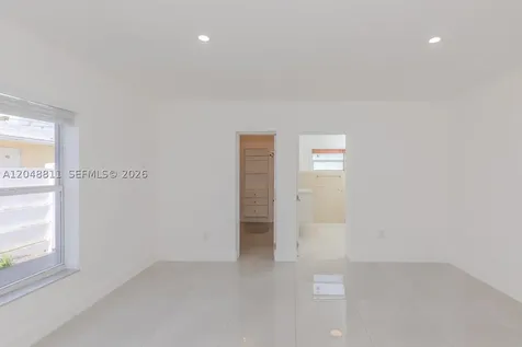 913 NE 2nd Street Hallandale Beach FL 33009
