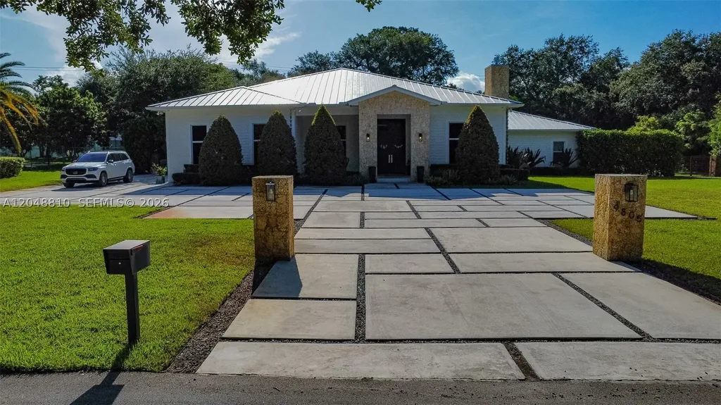 9805 SW 90th Avenue Kendall FL 33176