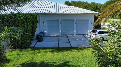 9805 SW 90th Avenue Kendall FL 33176