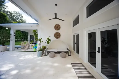 9805 SW 90th Avenue Kendall FL 33176