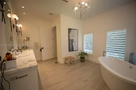 9805 SW 90th Avenue Kendall FL 33176