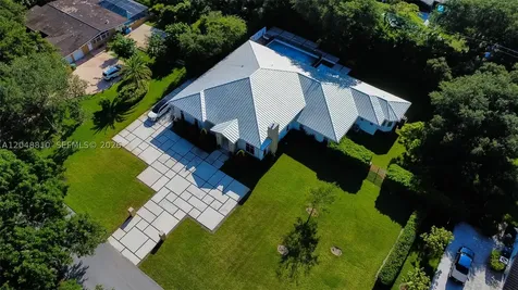 9805 SW 90th Avenue Kendall FL 33176