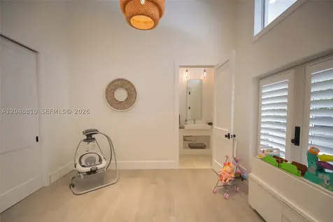 9805 SW 90th Avenue Kendall FL 33176