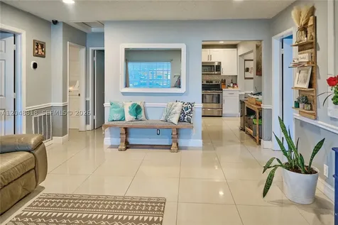 5417 NE 4th Terrace Oakland Park FL 33334