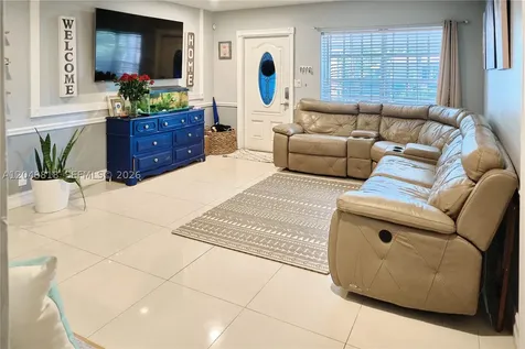 5417 NE 4th Terrace Oakland Park FL 33334
