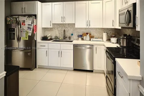 5417 NE 4th Terrace Oakland Park FL 33334
