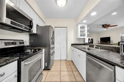 6325 SW 84th Street Miami FL 33143