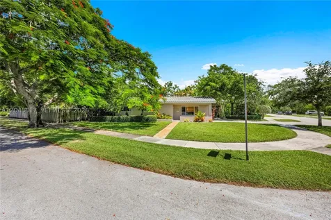 6325 SW 84th Street Miami FL 33143