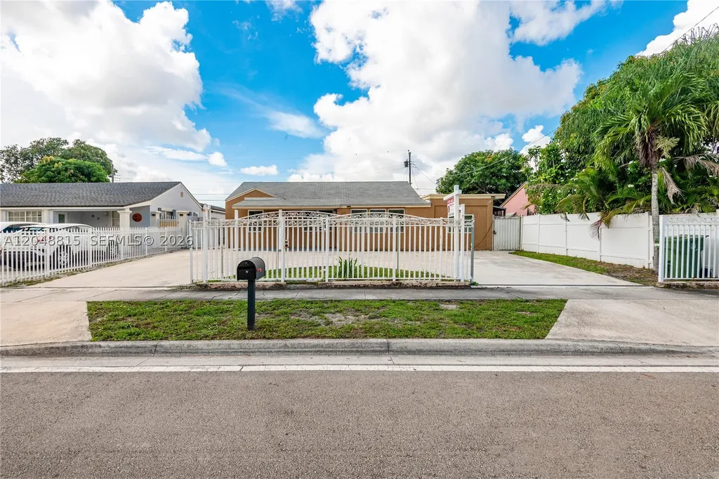 750 NE 4th Place Hialeah FL 33010