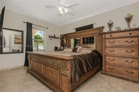 750 NE 4th Place Hialeah FL 33010