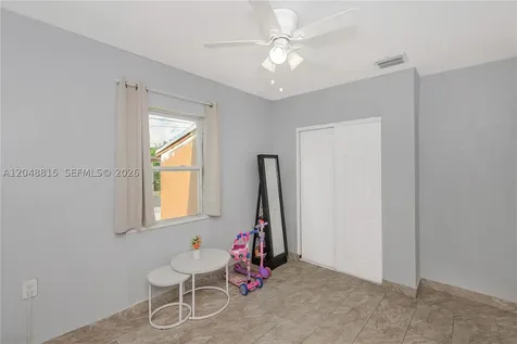 750 NE 4th Place Hialeah FL 33010