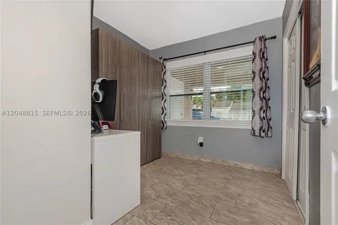 750 NE 4th Place Hialeah FL 33010