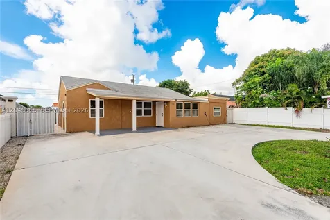 750 NE 4th Place Hialeah FL 33010