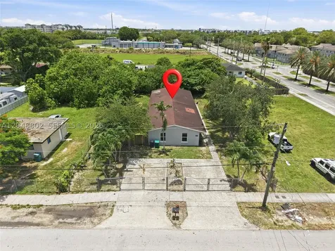 26410 SW 138th Court Homestead FL 33032