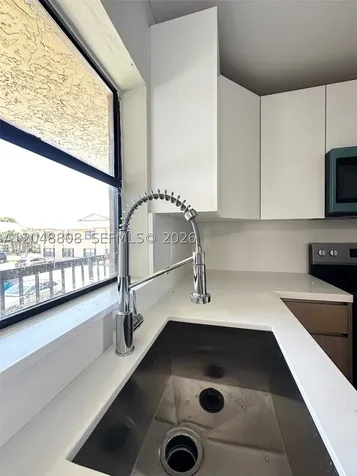 2540 W 67th Place Hialeah FL 33016