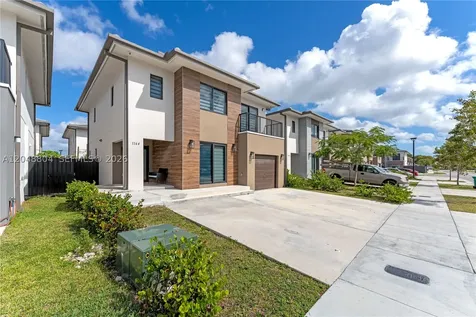 1164 NW 2nd Street Florida City FL 33034