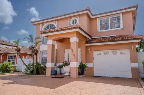19702 NW 84th Place Hialeah FL 33015