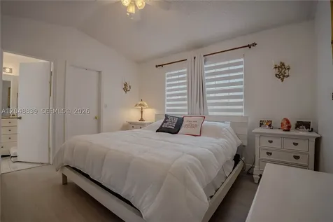 19702 NW 84th Place Hialeah FL 33015