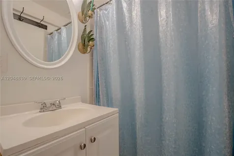 19702 NW 84th Place Hialeah FL 33015