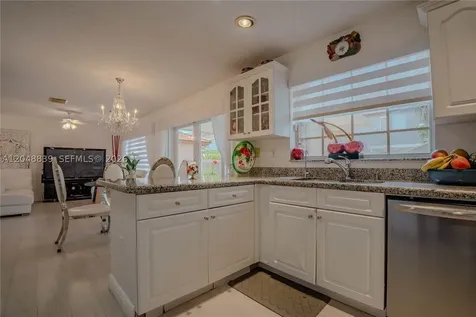 19702 NW 84th Place Hialeah FL 33015