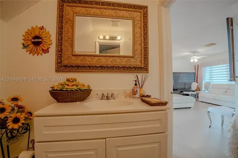 19702 NW 84th Place Hialeah FL 33015