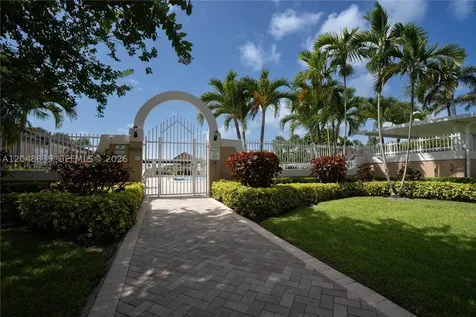 19702 NW 84th Place Hialeah FL 33015
