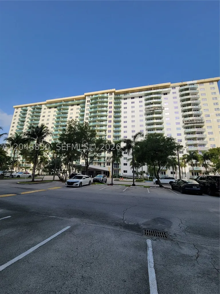 19390 Collins Avenue Sunny Isles Beach FL 33160