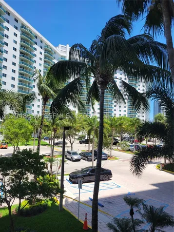 19390 Collins Avenue Sunny Isles Beach FL 33160