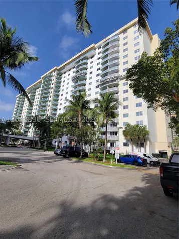 19390 Collins Avenue Sunny Isles Beach FL 33160