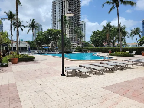 19390 Collins Avenue Sunny Isles Beach FL 33160