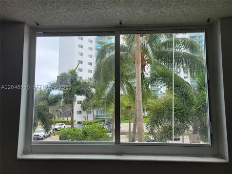 19390 Collins Avenue Sunny Isles Beach FL 33160
