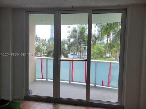 19390 Collins Avenue Sunny Isles Beach FL 33160