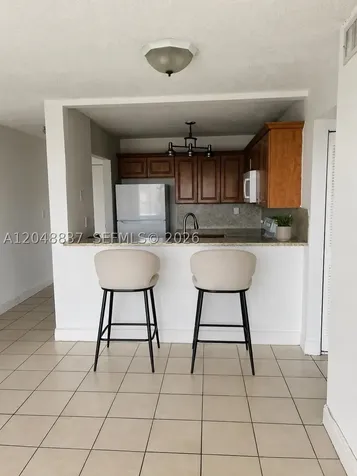8075 NW 7th Street Miami FL 33126