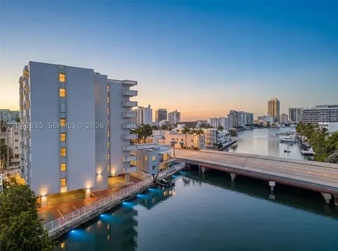 7118 Bonita Drive Miami Beach FL 33141