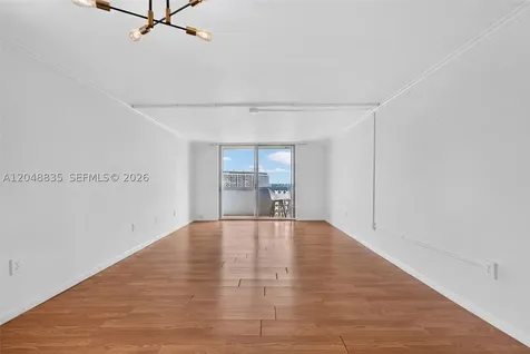 7118 Bonita Drive Miami Beach FL 33141